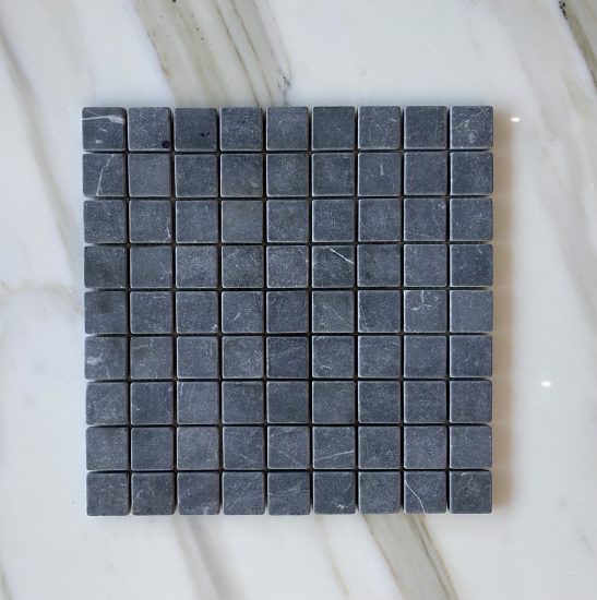 Nero Marquina Square Tumbled Mosaic image