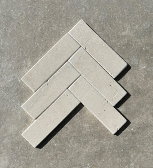 Botticiono Tumbled Rectangle Tile image