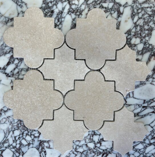 Cairo Crema Marfil Tumbled Jumbo Mosaic image