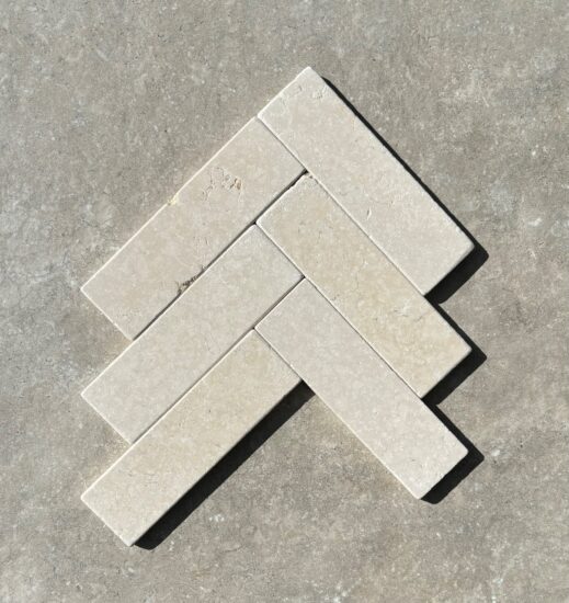 Crema Marfil Marble Tumbled Rectangle Tile image