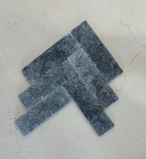 Grigio Carnico Tumbled Rectangle Tile image